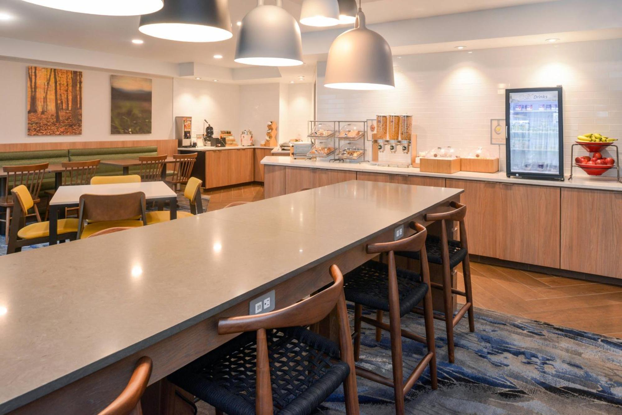 Fairfield Inn & Suites By Marriott Pittsburgh New Stanton Exteriér fotografie